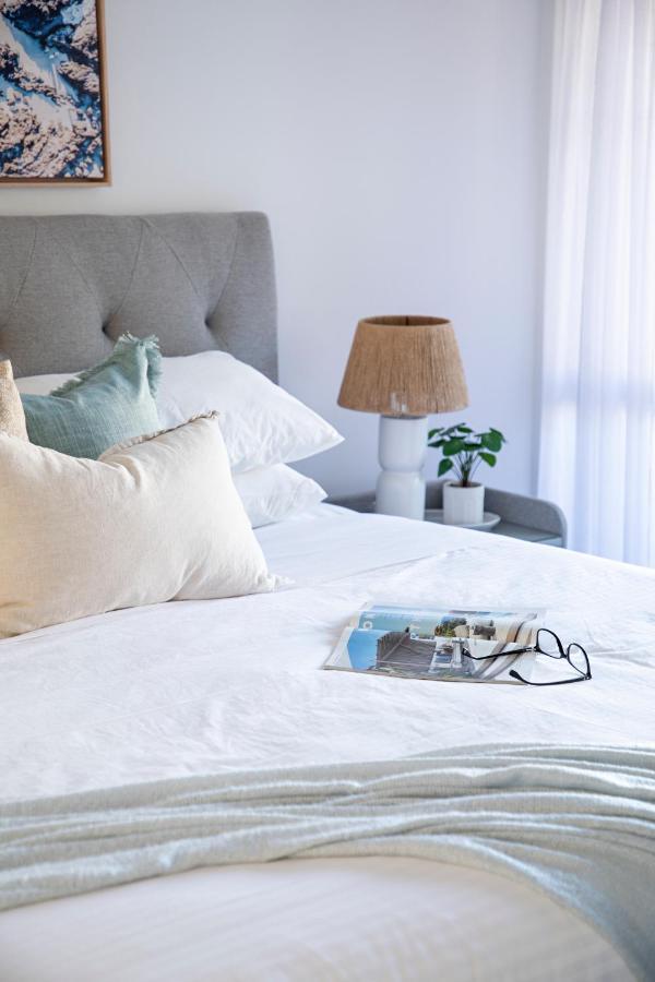 By The Bay - King, Queen, 2 X Singles Apartment Batehaven
