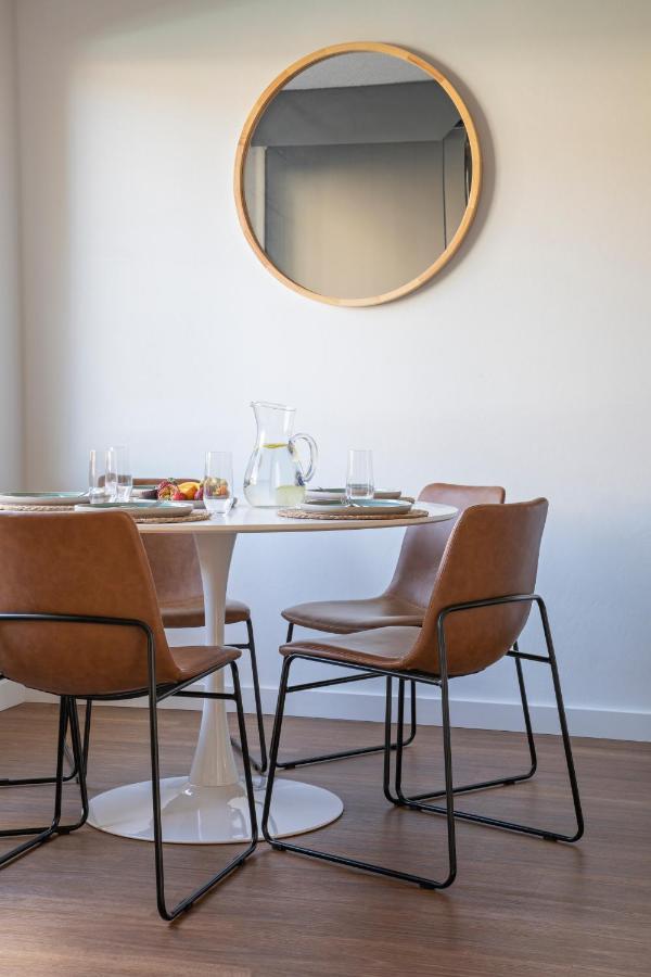By The Bay - King, Queen, 2 X Singles Apartment